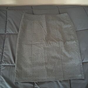 Black & White NWT Apt 9 size 12 skirt
